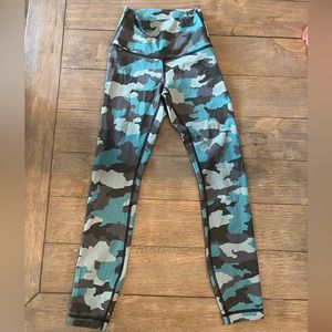 Lululemon camo leggings.